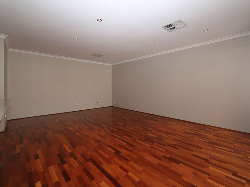 7/42 Baler Court, Hammond Park WA 6164