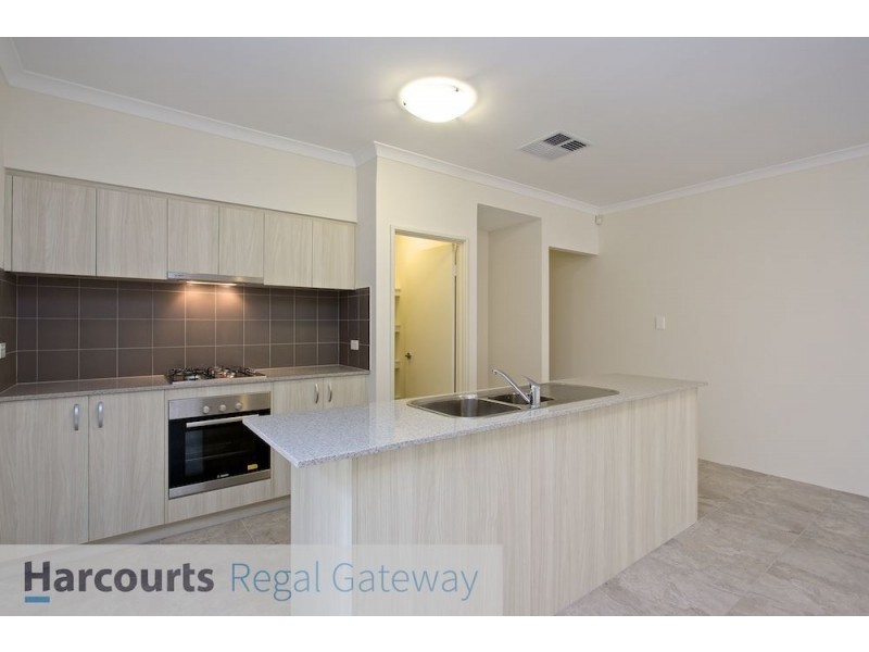 11 Birch Road, Aubin Grove WA 6164
