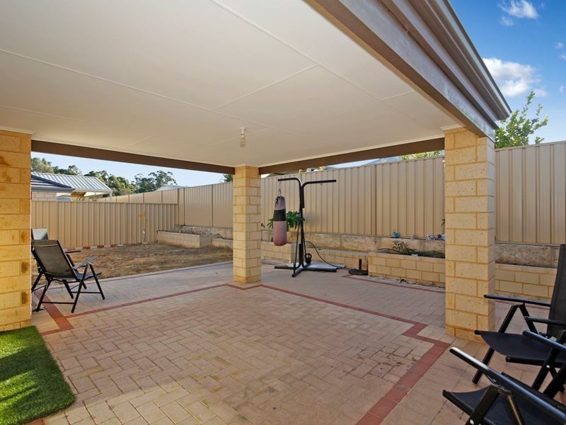 9 Millbrook Avenue, Bertram WA 6167