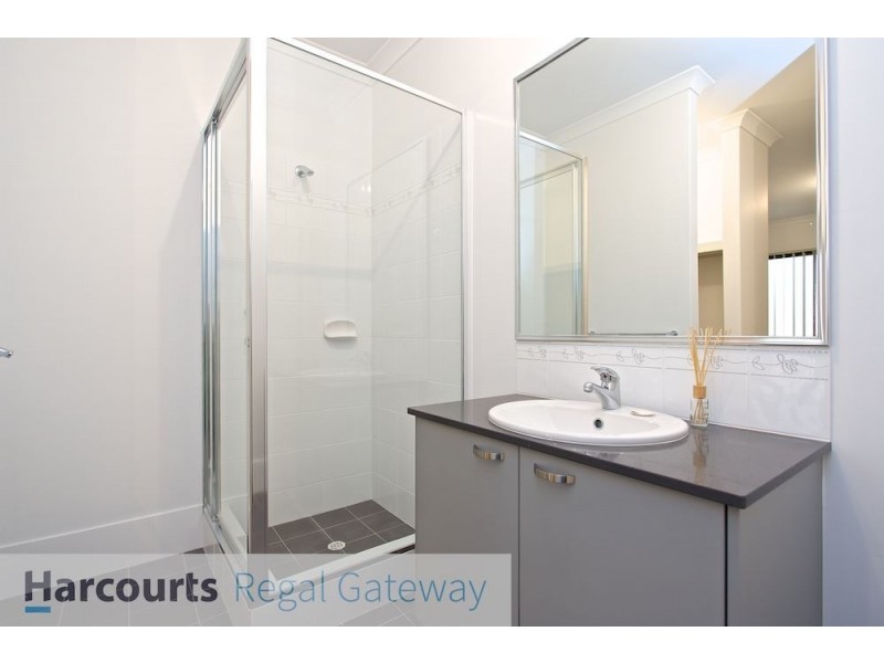 5 Jalna Way, Harrisdale WA 6112