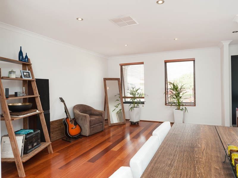 4 Oxburgh Link, Success WA 6164