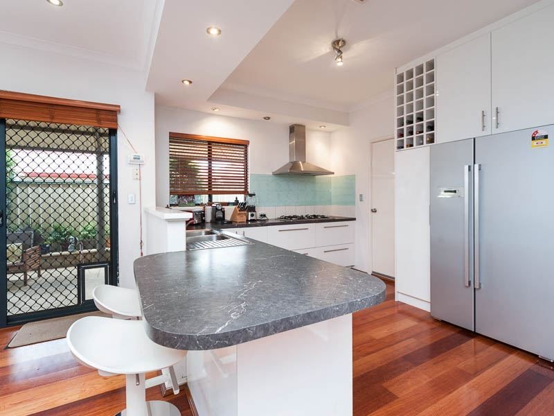 4 Oxburgh Link, Success WA 6164