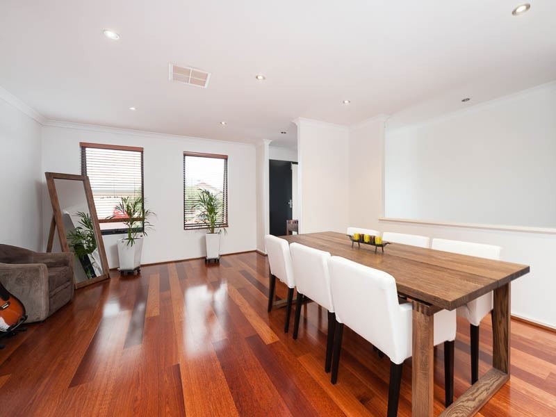 4 Oxburgh Link, Success WA 6164