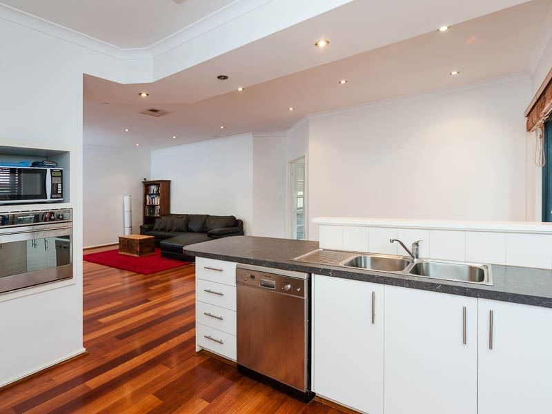 4 Oxburgh Link, Success WA 6164
