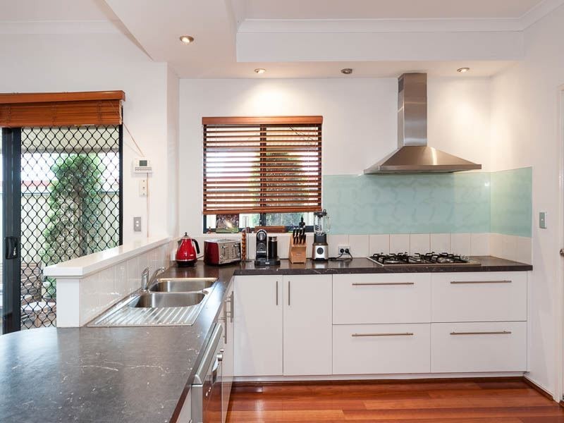4 Oxburgh Link, Success WA 6164