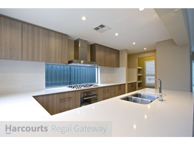 19 Lovage Street, Banjup WA 6164