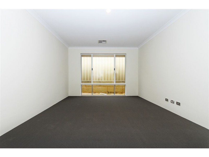 18 Astounding Way, Aubin Grove WA 6164
