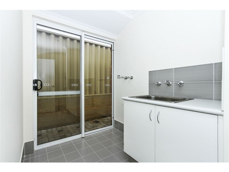 18 Astounding Way, Aubin Grove WA 6164