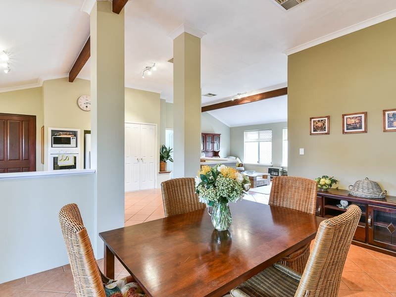 28 Shadwell Retreat, Atwell WA 6164