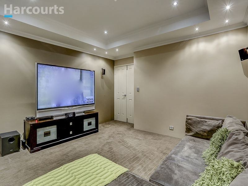 35 Belmore Bend, Aubin Grove WA 6164