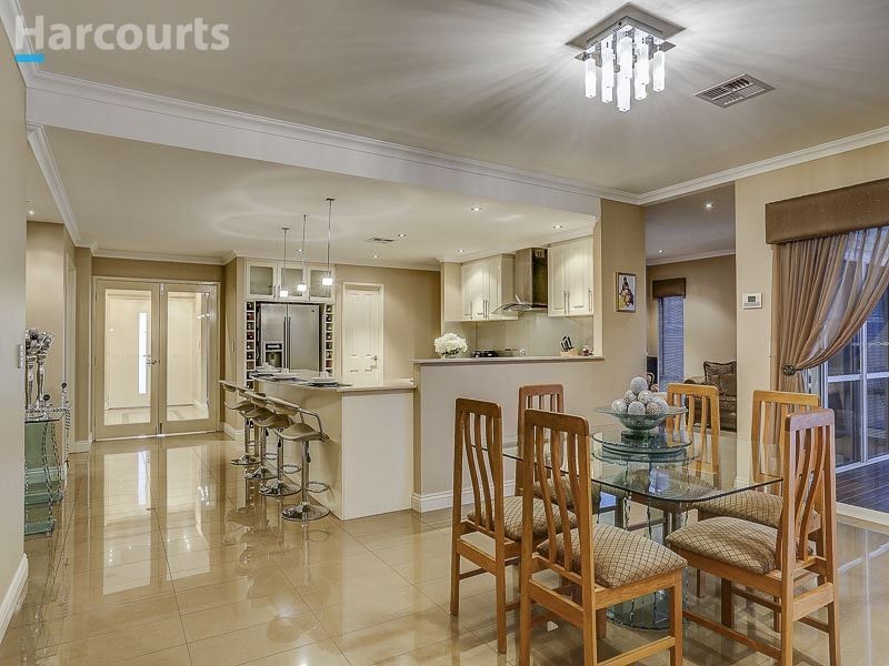 35 Belmore Bend, Aubin Grove WA 6164