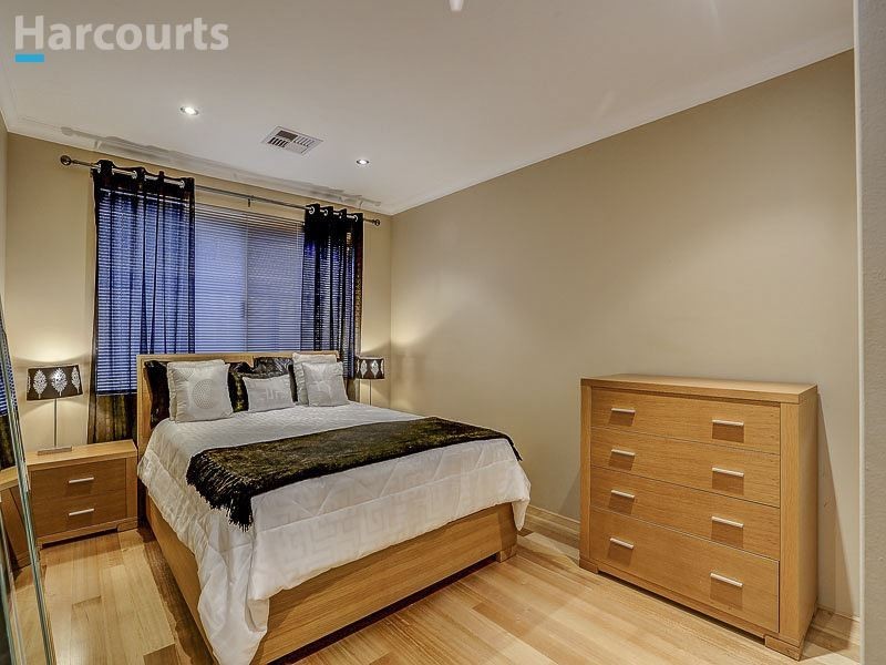 35 Belmore Bend, Aubin Grove WA 6164