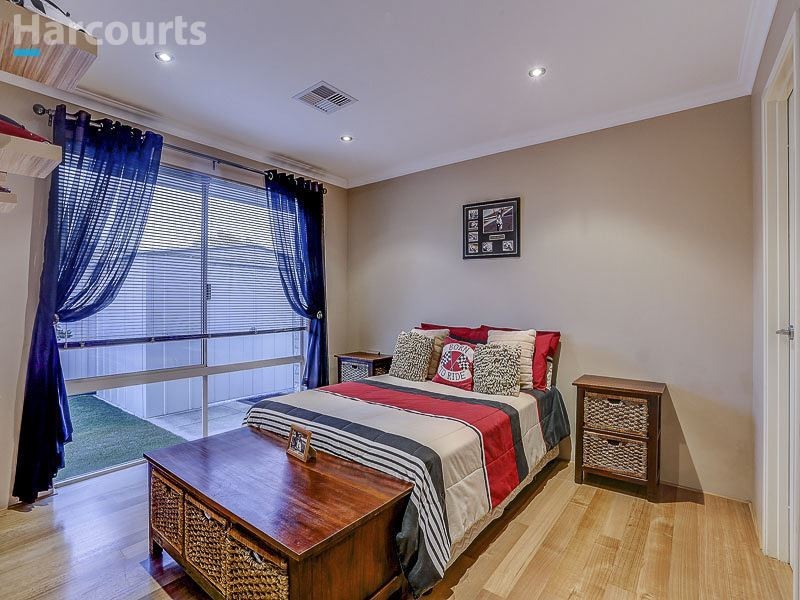 35 Belmore Bend, Aubin Grove WA 6164