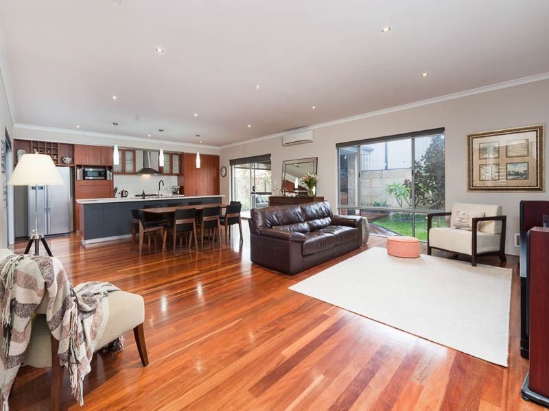 9 Armand Drive, Aubin Grove WA 6164