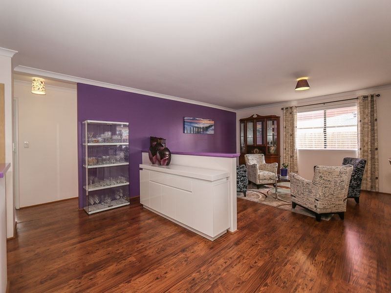 22 Plumwood Avenue, Hammond Park WA 6164