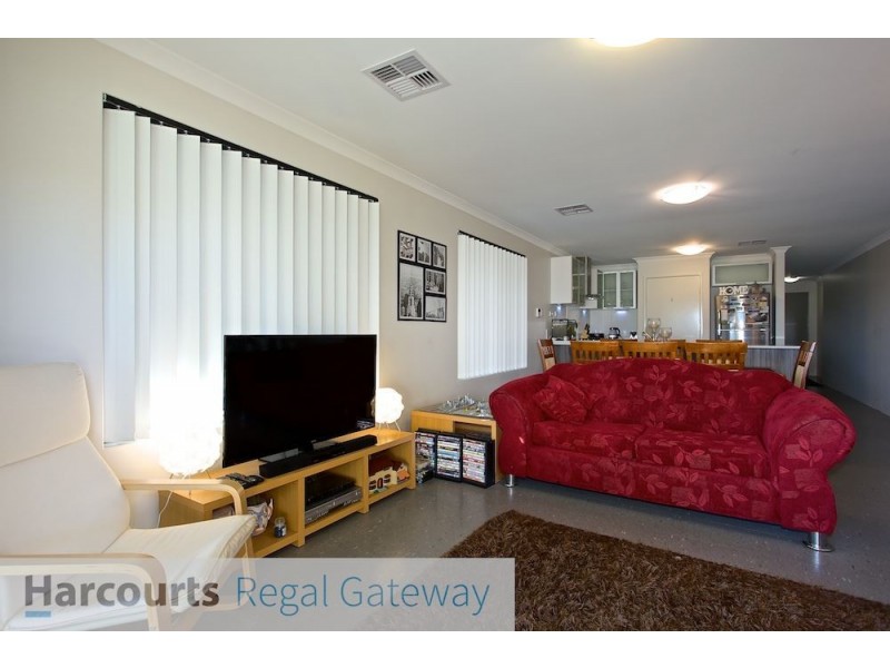 96B Beauchamp Loop, Wellard WA 6170
