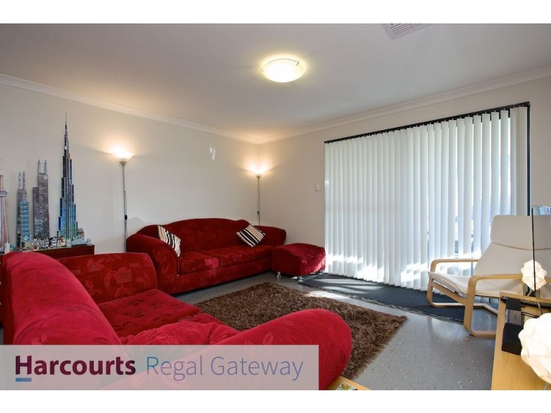 96B Beauchamp Loop, Wellard WA 6170