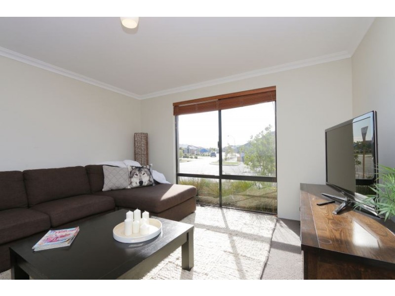 47 Archdale Loop, Piara Waters WA 6112