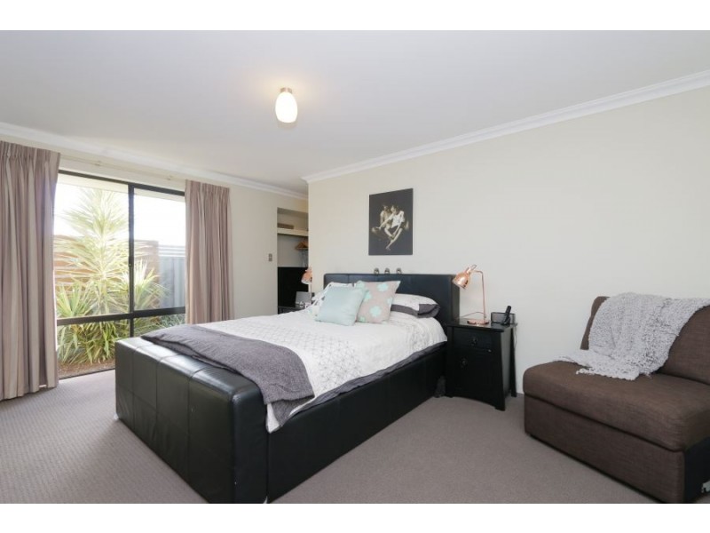 47 Archdale Loop, Piara Waters WA 6112