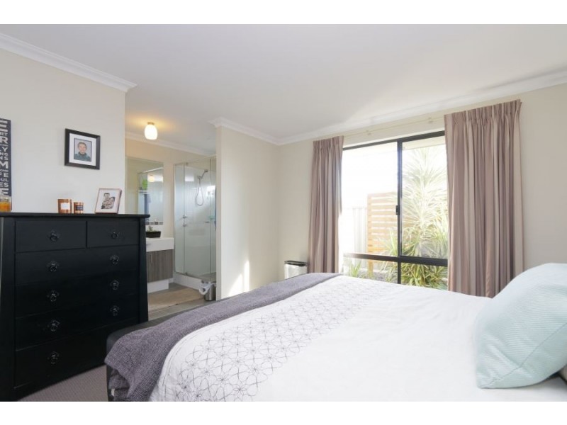 47 Archdale Loop, Piara Waters WA 6112