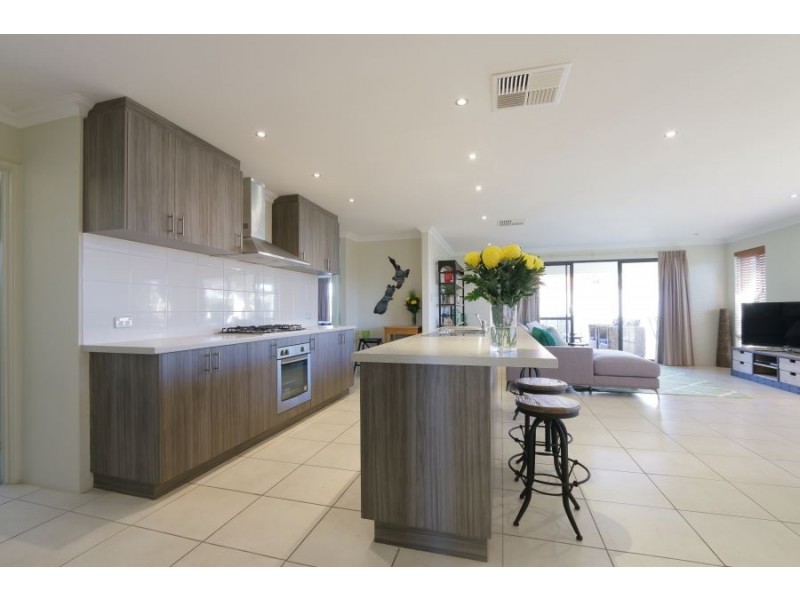 47 Archdale Loop, Piara Waters WA 6112