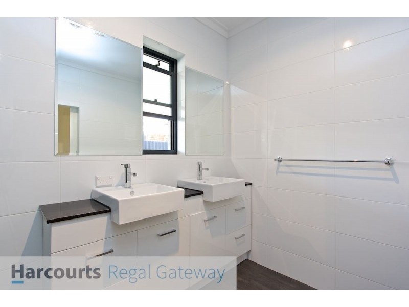 44 Griffith Way, Thornlie WA 6108