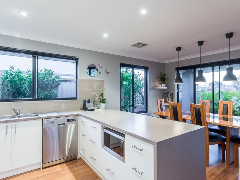 18 Serotina Lane, Aubin Grove WA 6164