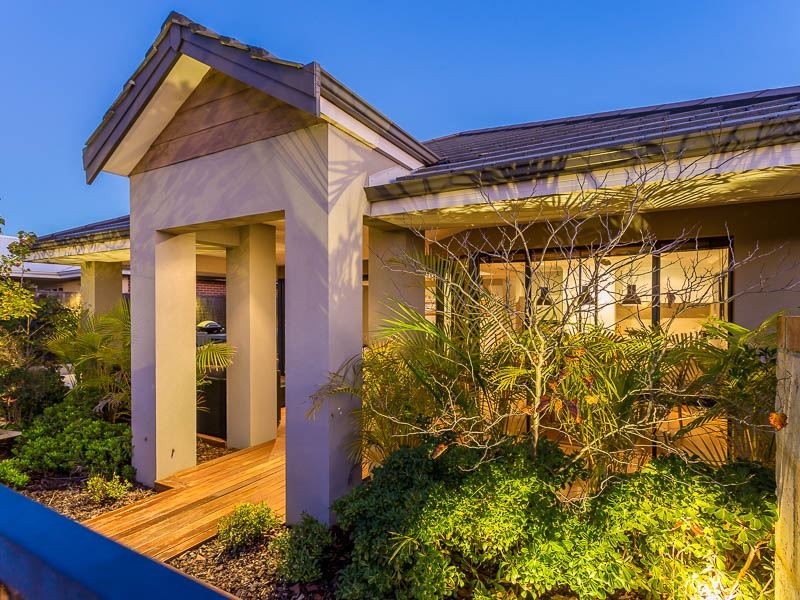 18 Serotina Lane, Aubin Grove WA 6164