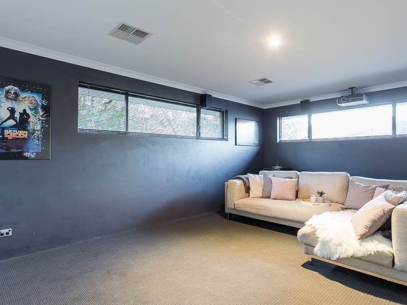 18 Serotina Lane, Aubin Grove WA 6164