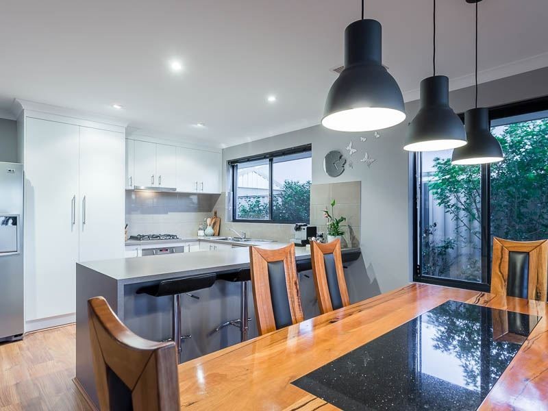 18 Serotina Lane, Aubin Grove WA 6164