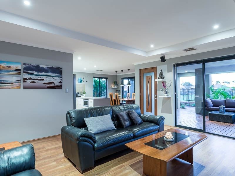 18 Serotina Lane, Aubin Grove WA 6164