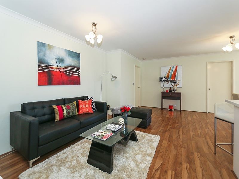 37 Sapphire Chase, Wellard WA 6170