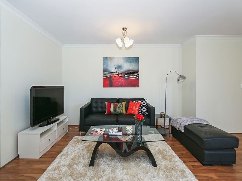 37 Sapphire Chase, Wellard WA 6170
