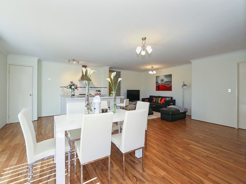 37 Sapphire Chase, Wellard WA 6170