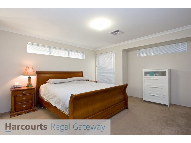 8 Pennine Way, Wellard WA 6170