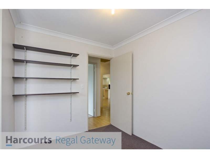 17 South Lake Drive, South Lake WA 6164