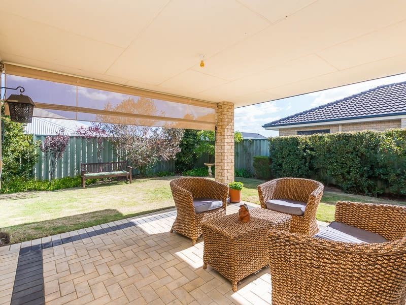 15 Grampian Crescent, Aubin Grove WA 6164