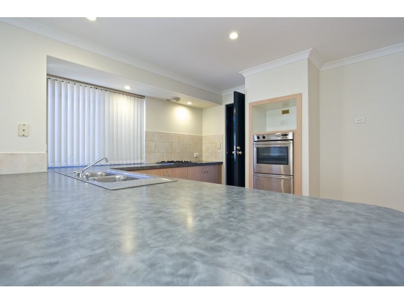 7 Millstream Place, Success WA 6164