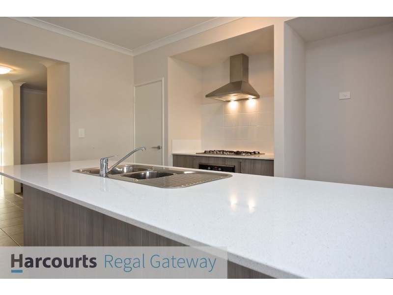 15 Albina Way, Baldivis WA 6171