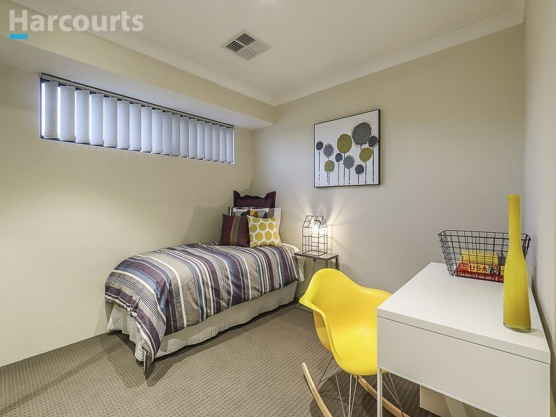 10 Birch Road, Aubin Grove WA 6164