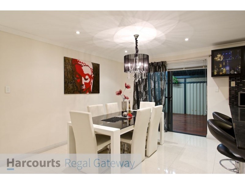 16 Teocote Crescent, Aubin Grove WA 6164