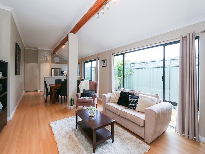 7 Paperbark Lane, Atwell WA 6164