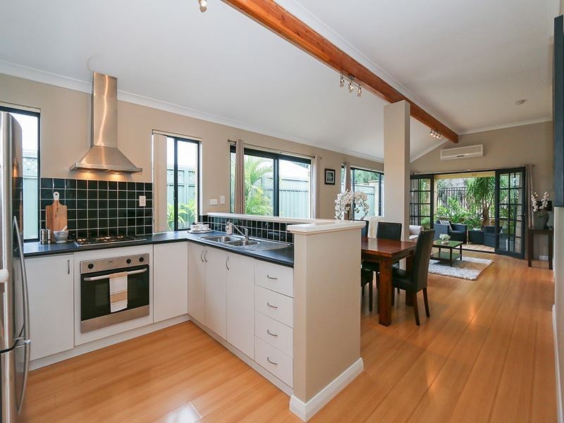 7 Paperbark Lane, Atwell WA 6164