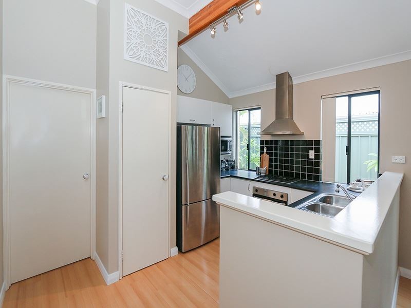 7 Paperbark Lane, Atwell WA 6164