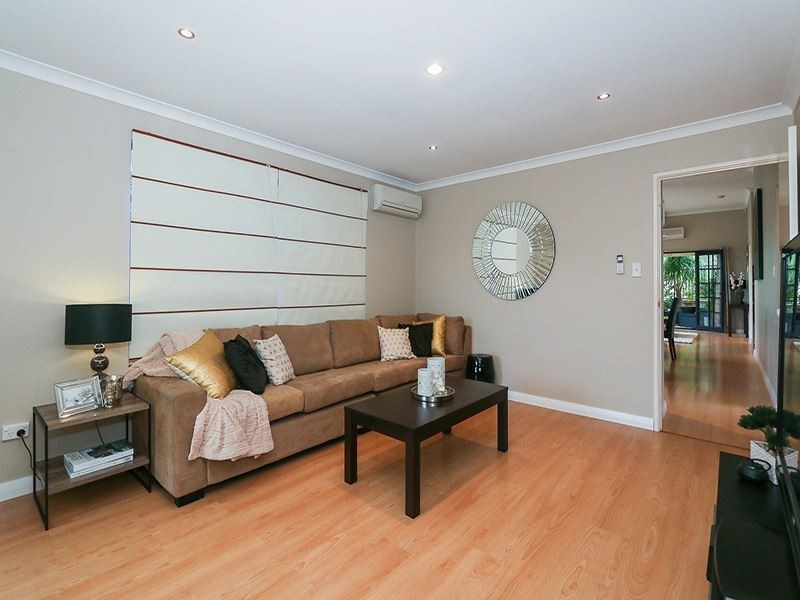 7 Paperbark Lane, Atwell WA 6164