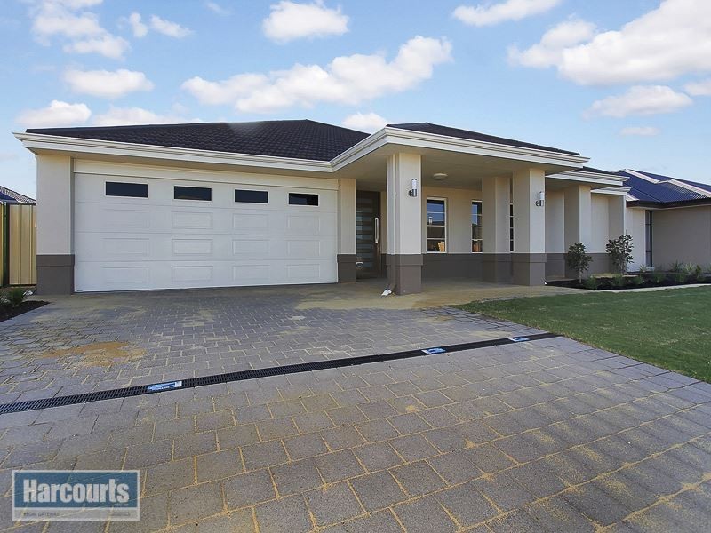 13 Cooli Street, Hammond Park WA 6164