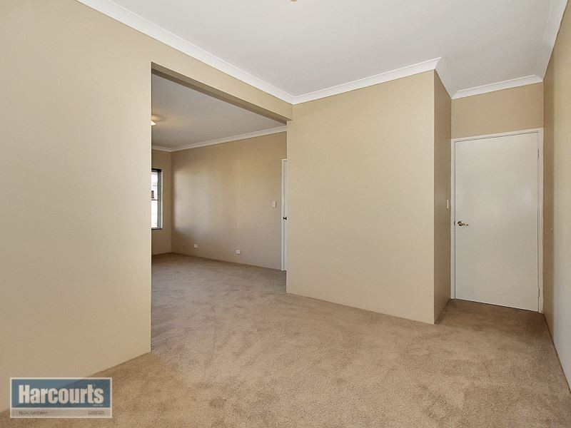 13 Cooli Street, Hammond Park WA 6164