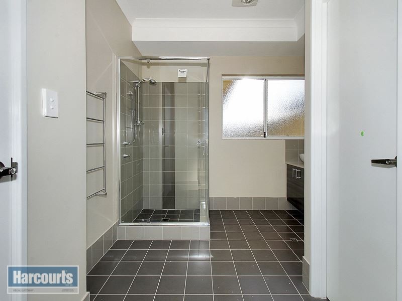 13 Cooli Street, Hammond Park WA 6164