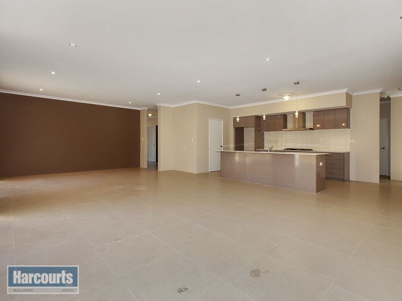 13 Cooli Street, Hammond Park WA 6164