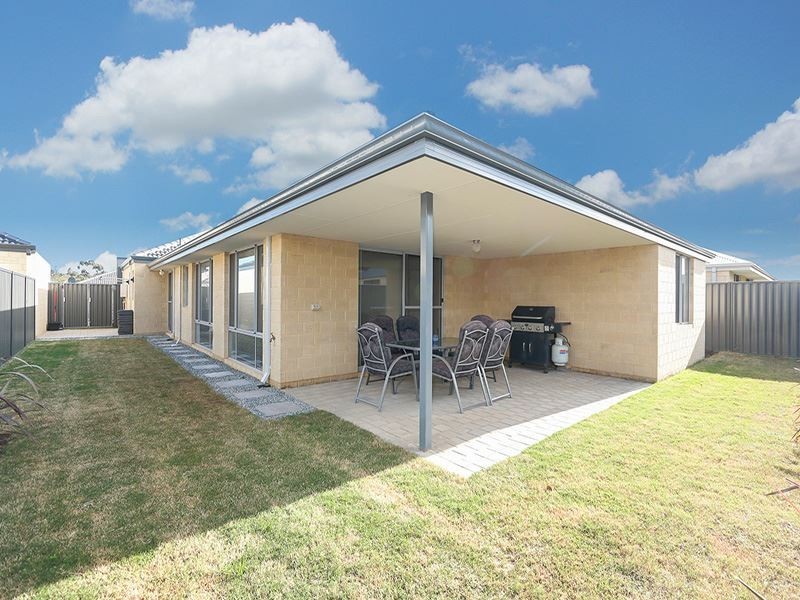 7 Jordan Street, Haynes WA 6112